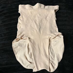 Skims • High Waisted Brief Shapewear •New • Never Worn • M • Nude